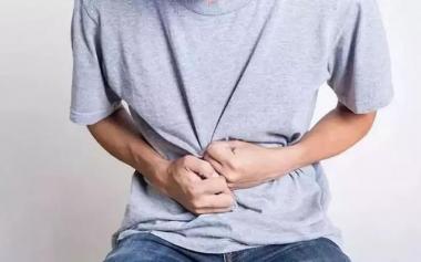 胃溃疡与早期胃癌症状傻傻分不清，如何鉴别？